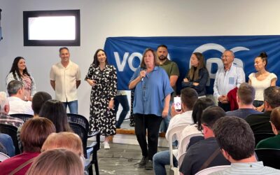 Un Centro Social lleno arropa a Andrea Lozano como candidata a la alcaldía del Partido Popular en La Xara